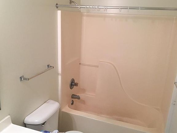 4th image of 101 1/2 Hampden Dr APT 2