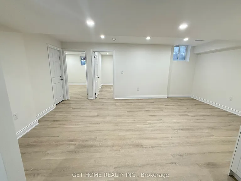 1330 Maddock Dr #BASEMENT — Photo 3