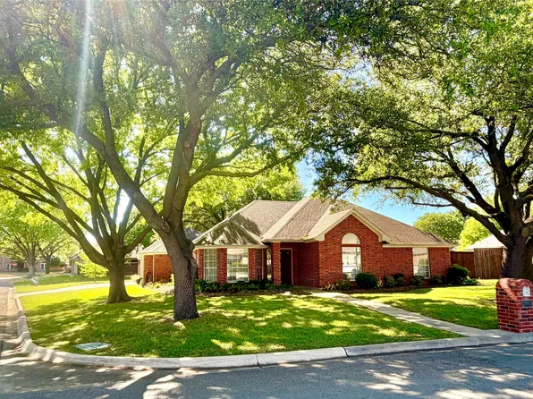 3403 Cooper Br E, Denton, TX 76209