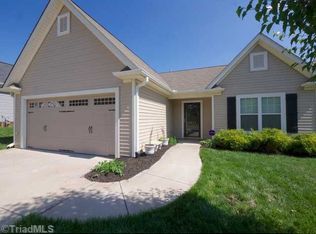 5021 Long Branch Dr, Kernersville, NC 27284