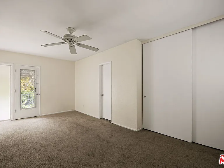 161 W Channel Rd #5 — Photo 14