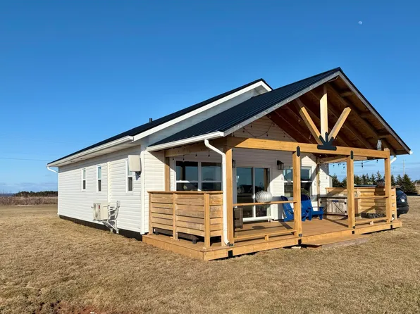 38 Basinview Cres, Saint David's Parish, PE C0B 1M0
