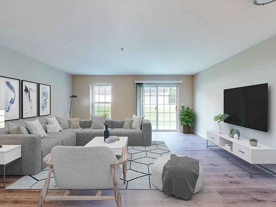 Forrest Pointe