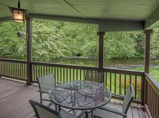 836 N River Bend Rd, Otis, OR 97368