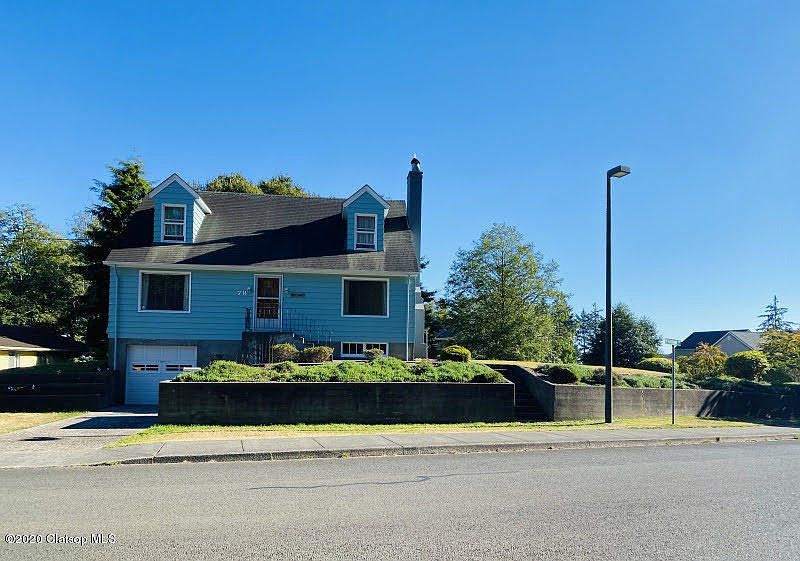 1st image of 7 Klaskanine Ave
