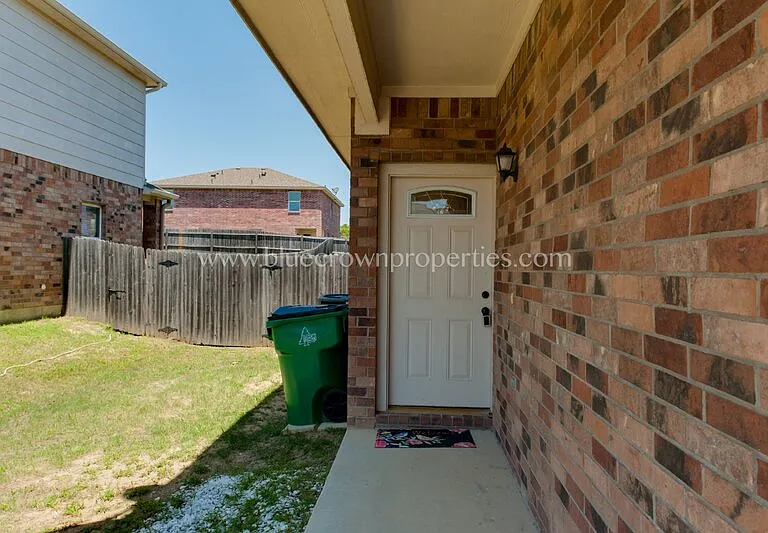706 Parkplace Rdg — Photo 5