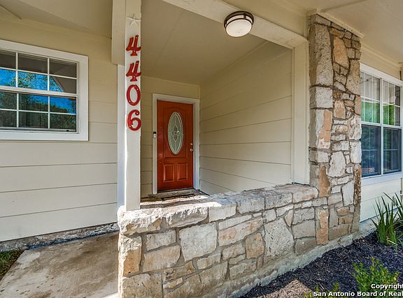 5th image of 4406 Sunshadow St