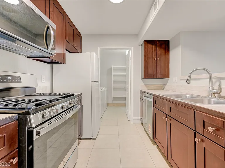 7885 W Flamingo Rd #1050 — Photo 15