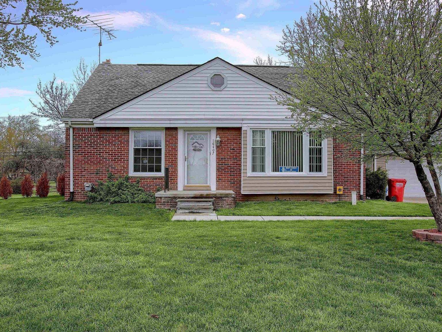 16407 Fifteen Mile Rd, Clinton Township, MI 48035 Zillow