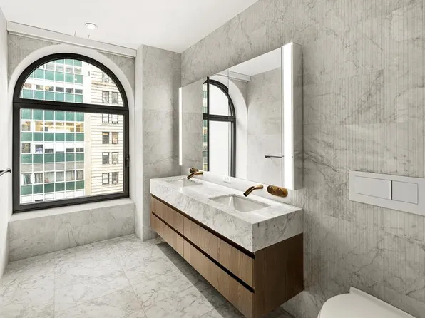 130 William Street 10F image 3 of 7