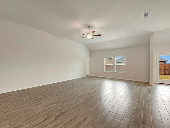 2nd image of 111 Hudson Ln