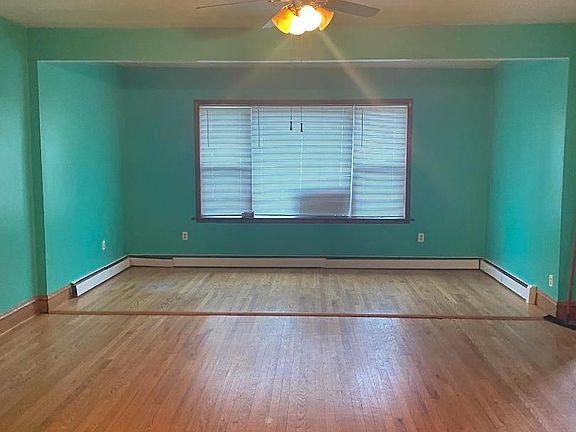 2nd image of 2213 Harvey Ave