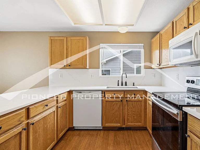 2309 Flagstaff Dr — Photo 9