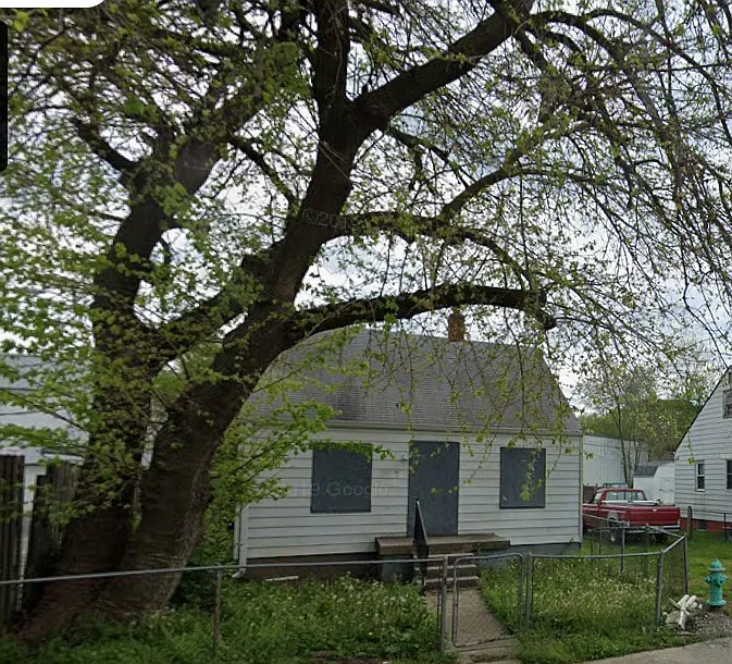 655 N Alton Ave