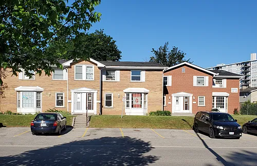 144 Arbour Glen Cres #1 Photo 1