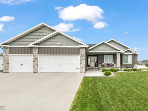 4293 54th Ave S, Fargo, ND 58104