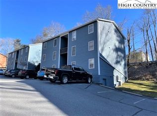 149 Woodpecker Ln APT 12, Boone, NC 28607