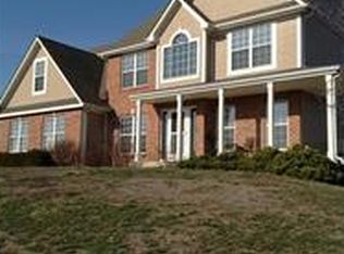 7745 NW Fox Rd, Parkville, MO 64152