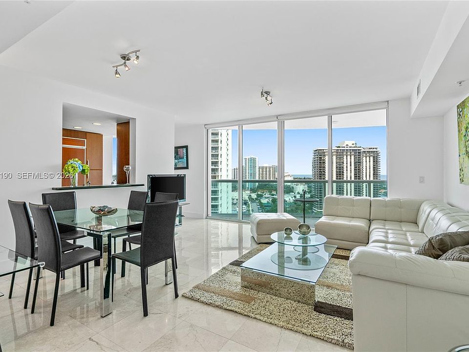 1st image of 19400 Turnberry Way APT 1731