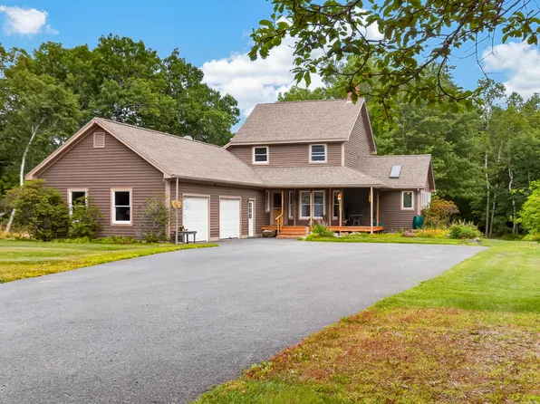 35 Porter Street, Searsport, ME 04974