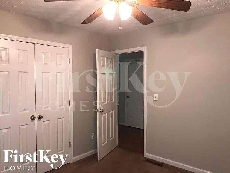 5036 Balus Dr — Photo 7