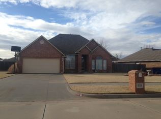 609 N Cherokee Way, Mustang, OK 73064