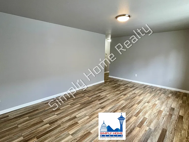 1622 Division St SW — Photo 7