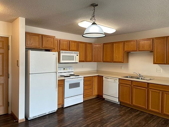 3rd image of 4431 Calico Dr S #2B-2Ba-1100Sqft