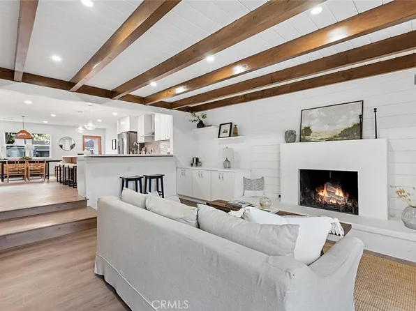 2271 Mira Mar Ave, Long Beach, CA 90815