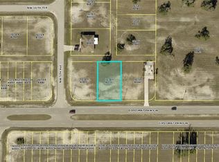 427 Diplomat Pkwy W, Cape Coral, FL 33993