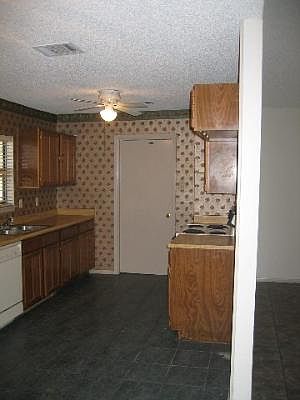 5th image of 5819 GARDENWOOD DR