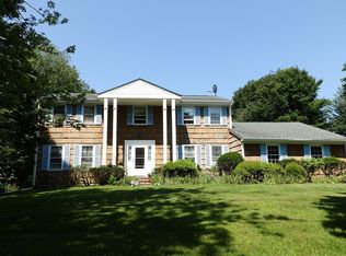 26 Douglas Dr, Long Valley, NJ 07853