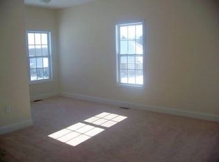1015 Clear Creek Cir, Lincolnton, NC 28092