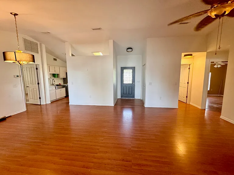 36703 Sandy Ln — Photo 6