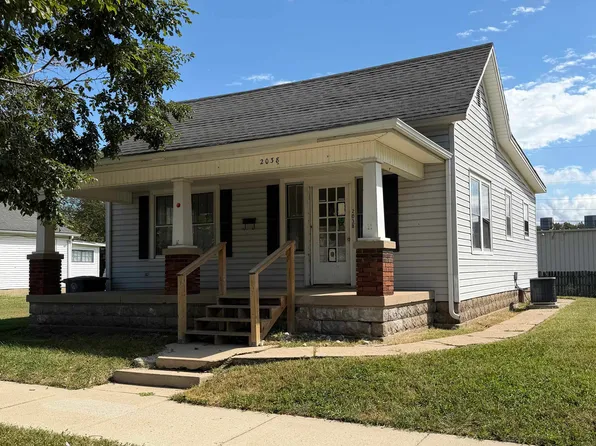 2038 Ohio Ave, Connersville, IN 47331