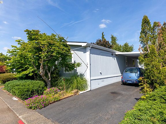 3rd image of 10400 SE Cook Ct Unit 9