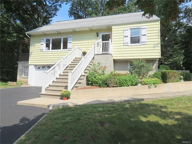 1st image of 20 Marianna Dr