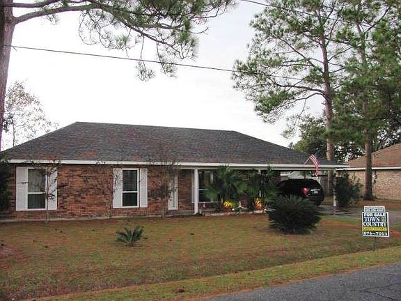 3rd image of 1412 Park Dr