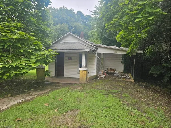 1011 Sharpe Ave, Eden, NC 27288