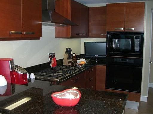 4th image of 860 5th Ave APT 2