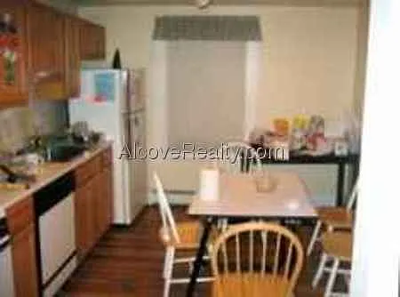 Studio, 1.0 bath, $1,995 — Photo 2