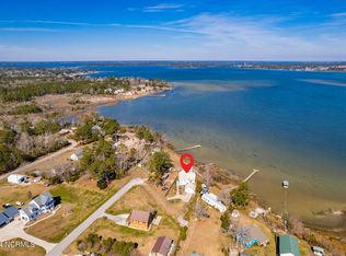 221 Short Ct, Sneads Ferry, NC 28460