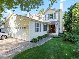 62 Washington, Lake Orion, MI