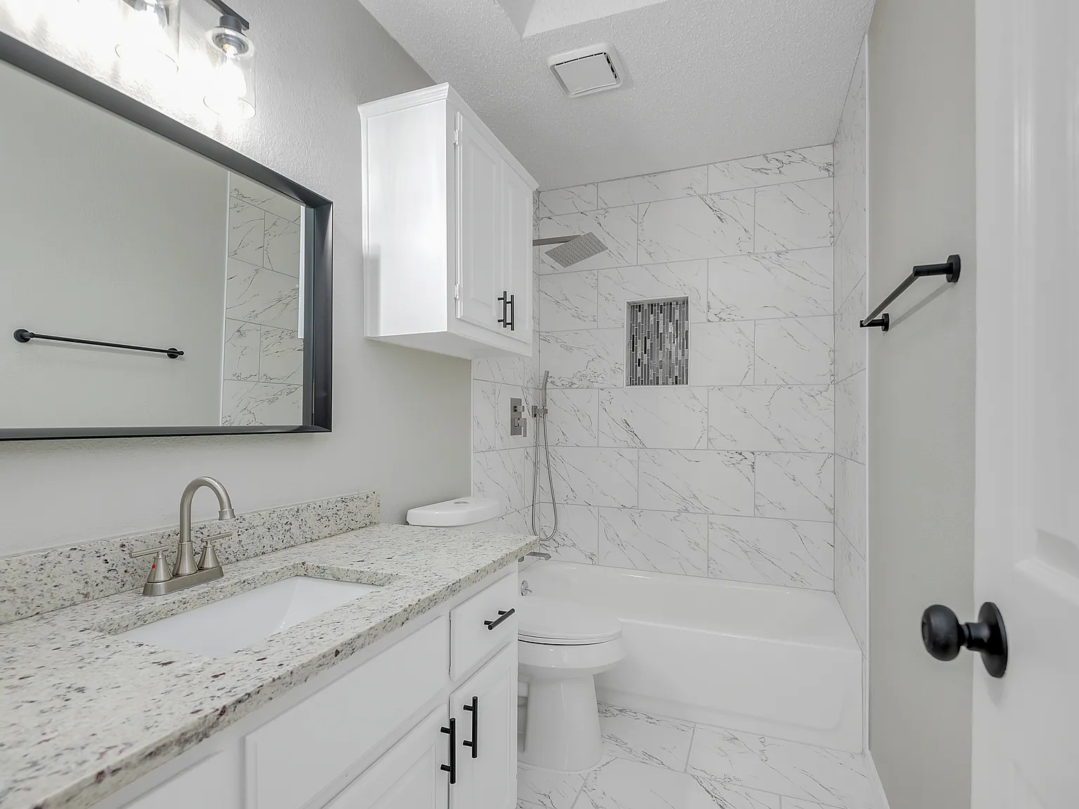 3 bed, 1601 sqft, $2,750 — Photo 4