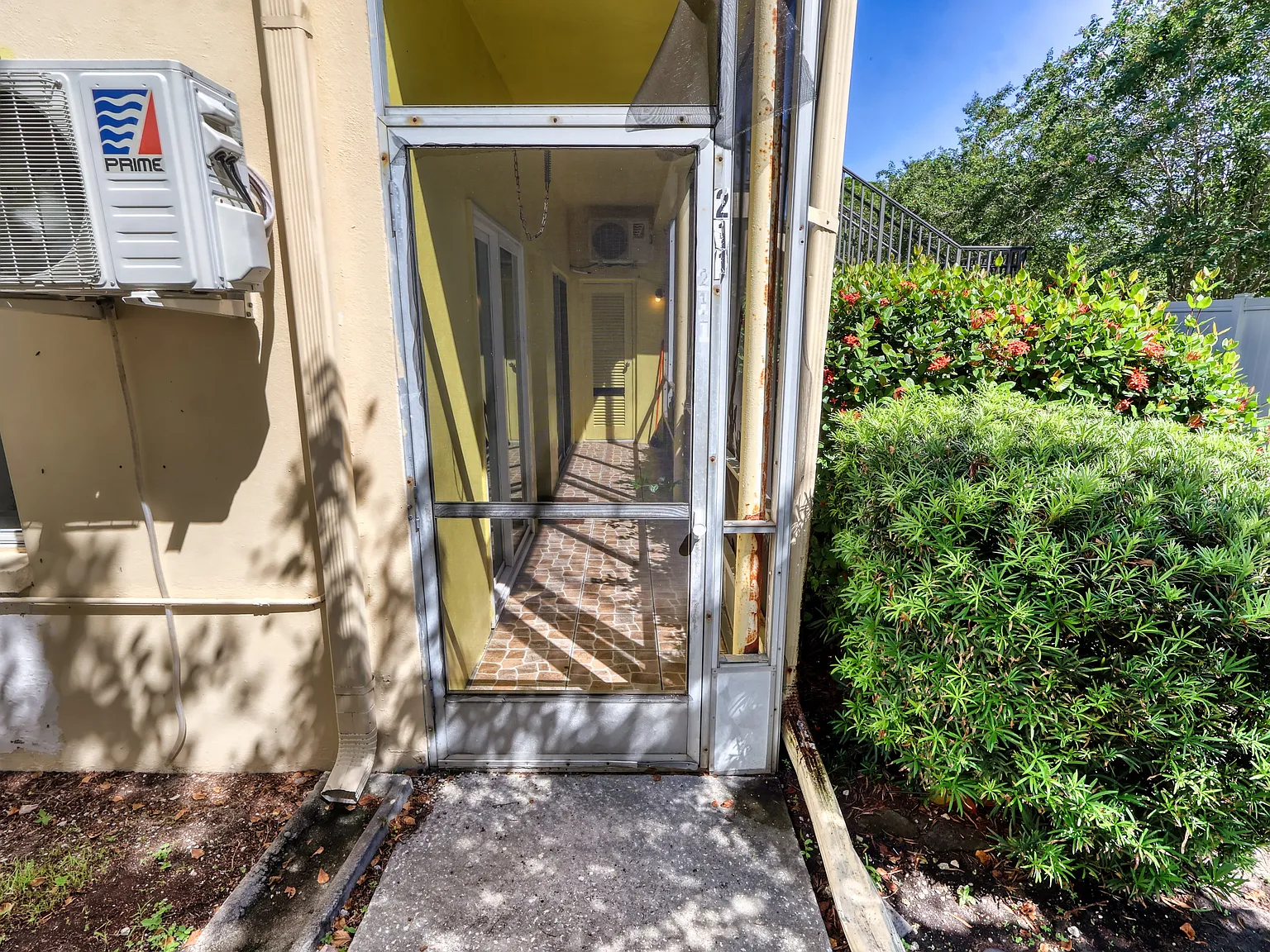 1 bed, 570 sqft, $1,400 — Photo 2