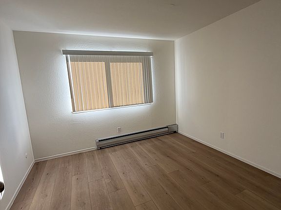 5th image of 1635-1637 Leavenworth St #304