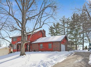 51 Berkshire Dr, Washington, MO 63090