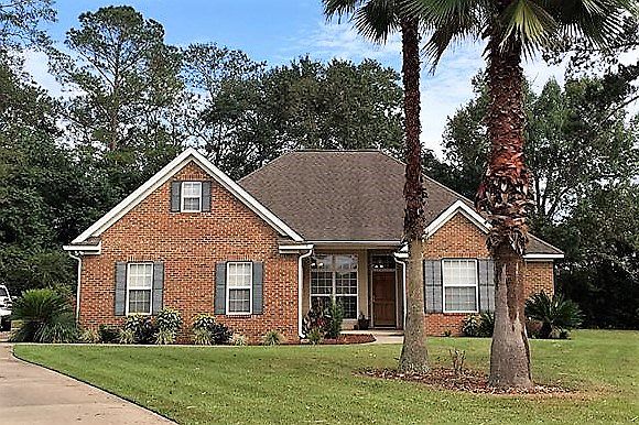 1st image of 111 Greenway Dr