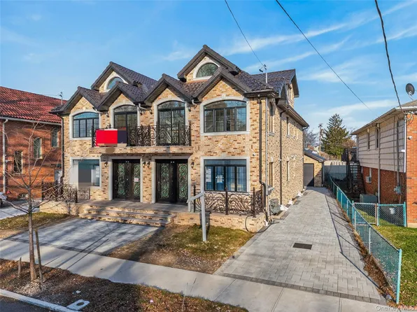 71-39 166th Street, Fresh Meadows, NY 11365