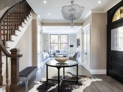 215 Clinton Ave, Brooklyn, NY, 11205